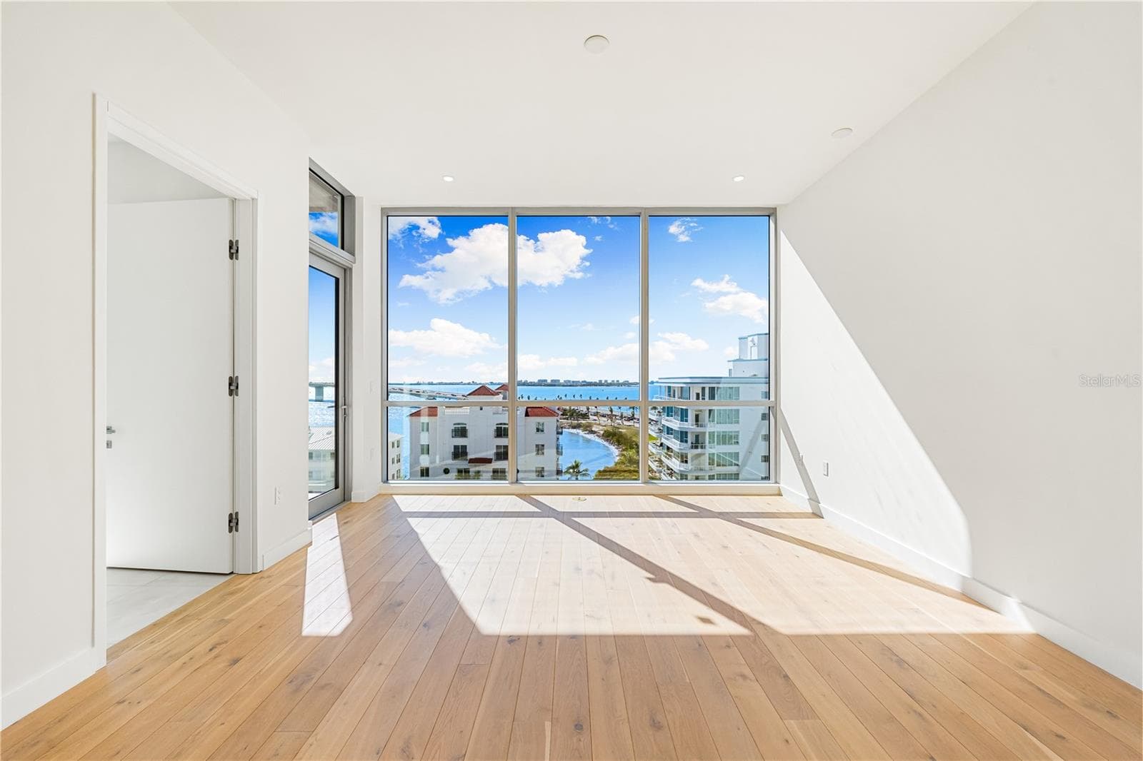 Condominium at 111 GOLDEN GATE #701, SARASOTA, photo 35 of 77
