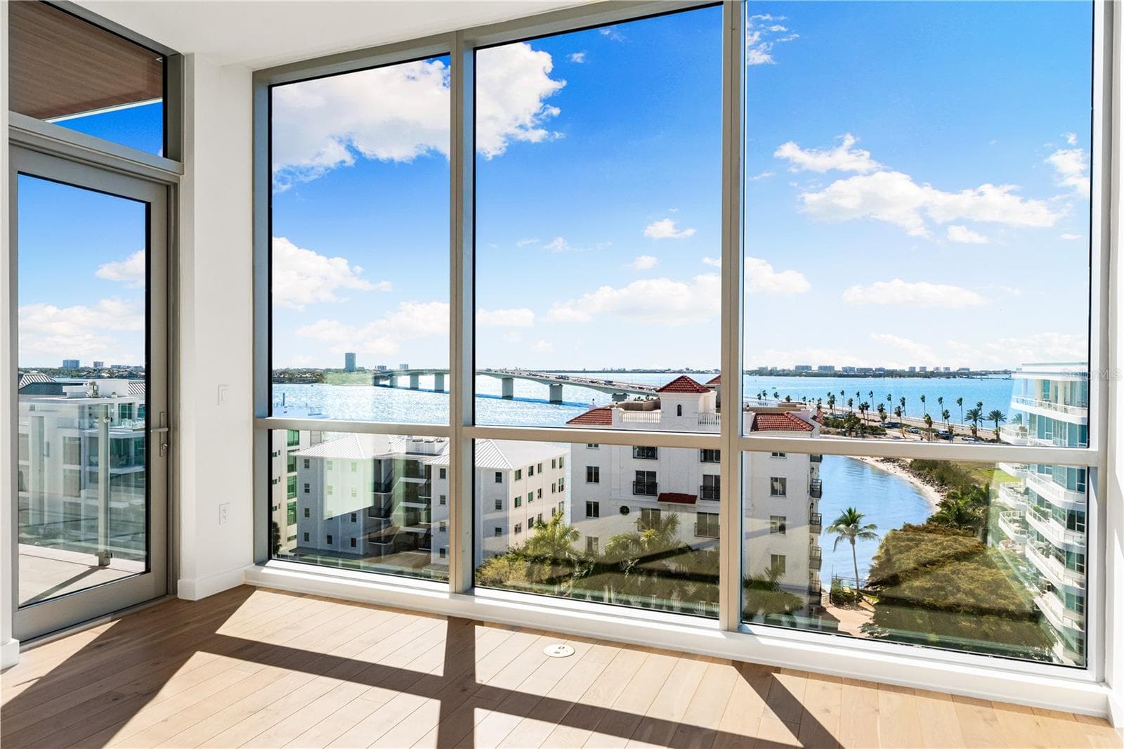 Condominium at 111 GOLDEN GATE #701, SARASOTA, photo 7 of 77