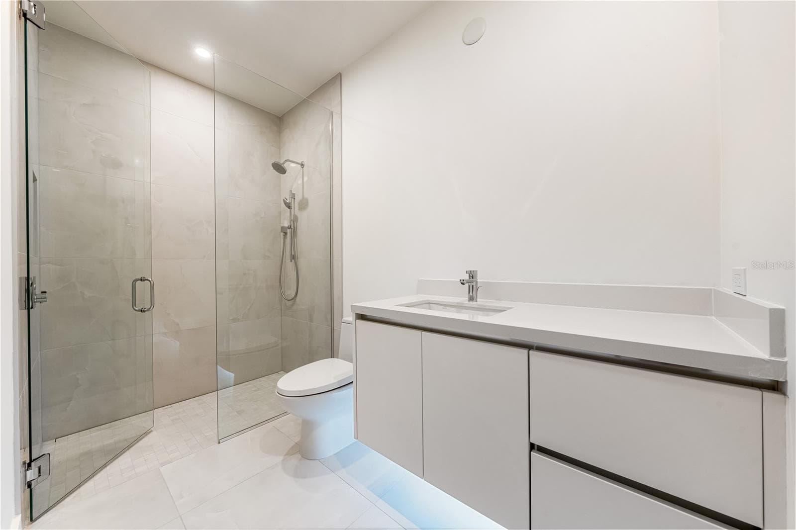 Condominium at 111 GOLDEN GATE #701, SARASOTA, photo 53 of 77