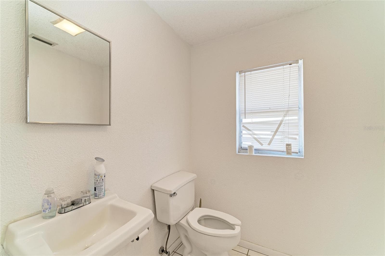 Retail at 2929 9TH ST W, BRADENTON, photo 19 of 42