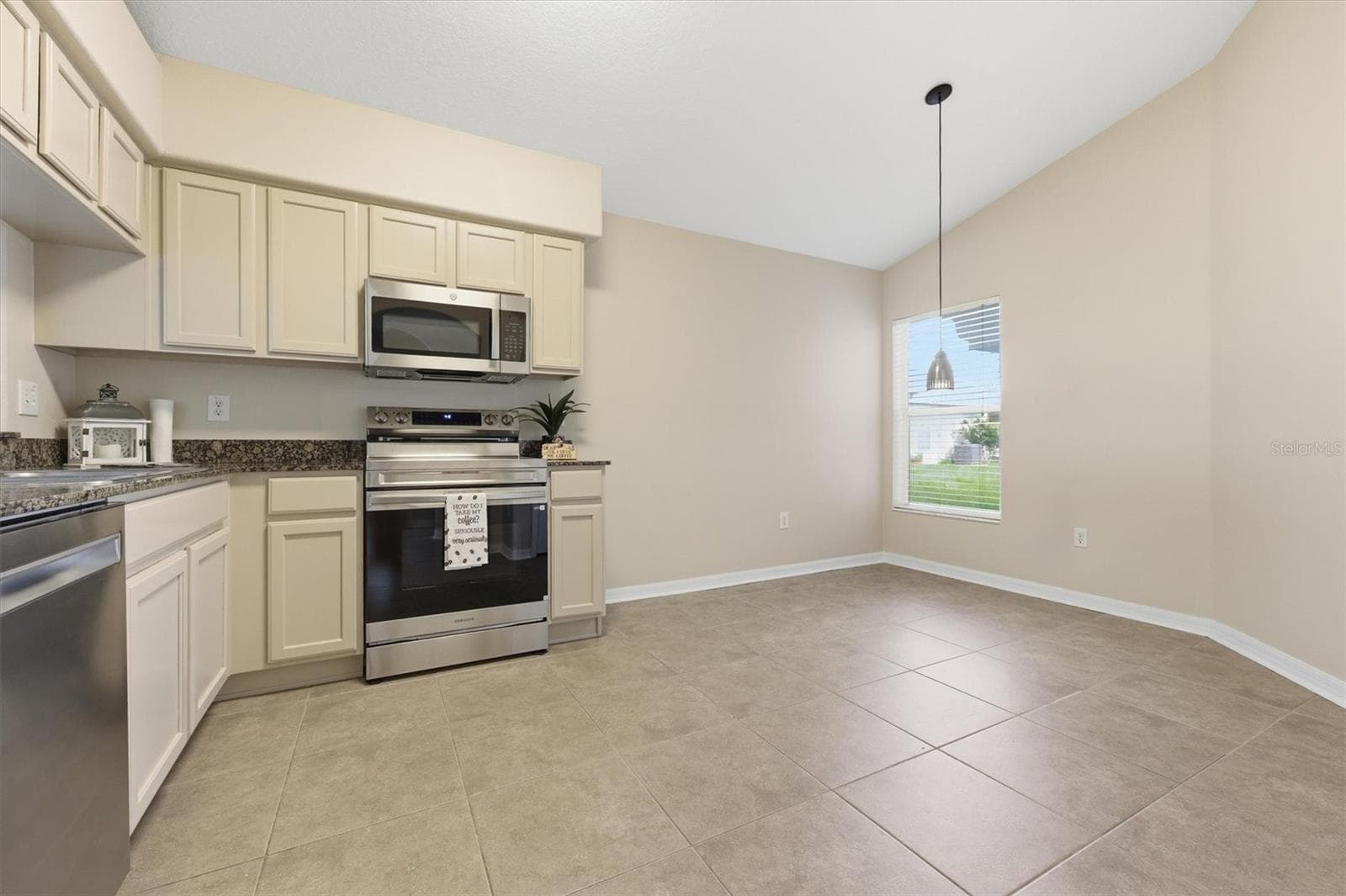 KITCHEN 2 - 25831 SYME CT, LAND O LAKES