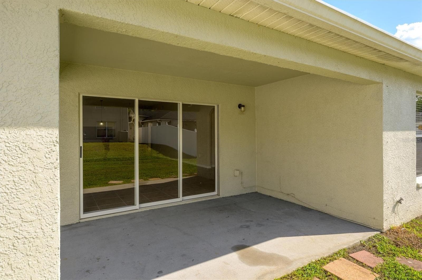 LANAI 1 - 25831 SYME CT, LAND O LAKES