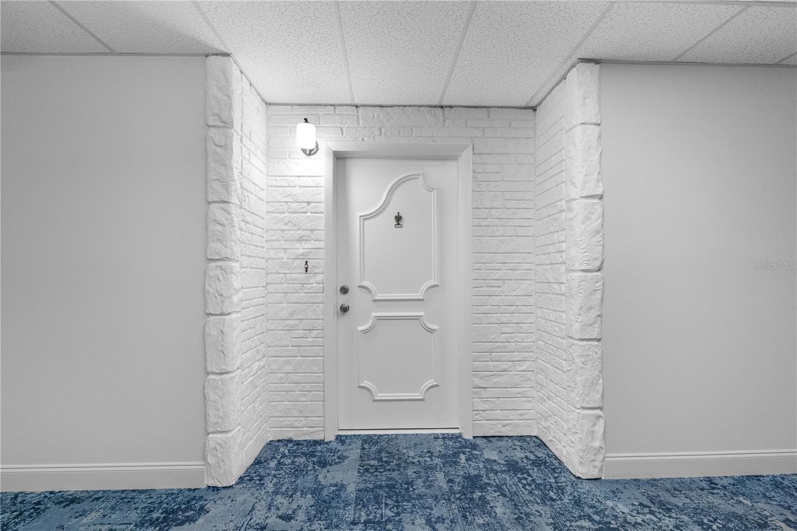 Entrance 404C - 100 BLUFF VIEW DR #404C, BELLEAIR BLUFFS