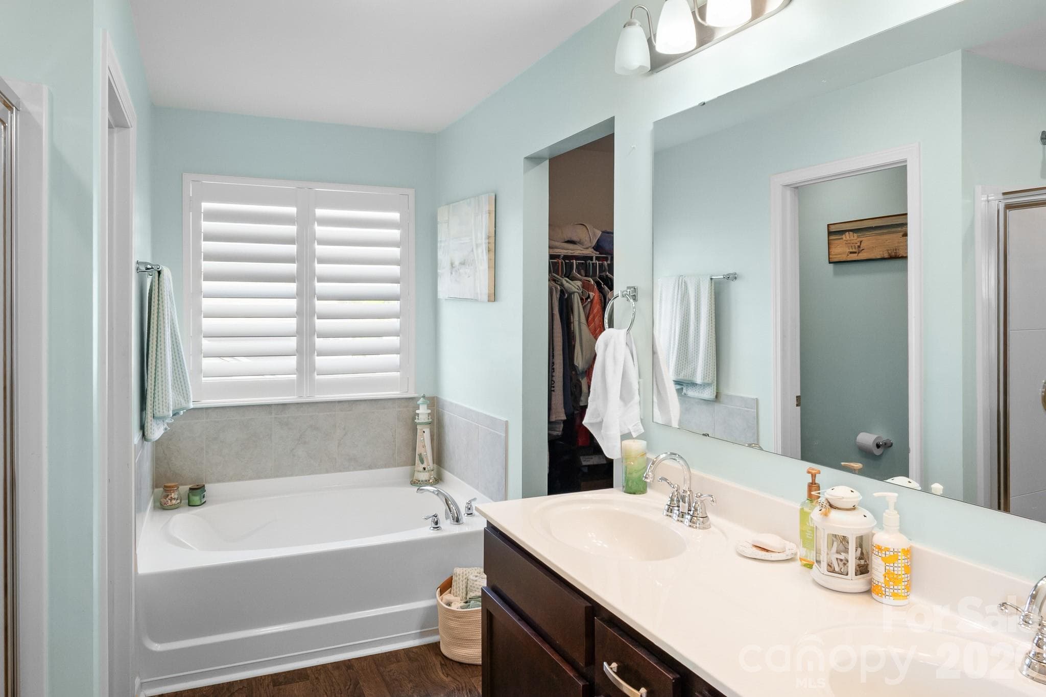 Single Family Residence at Statesville, photo 5 of 40