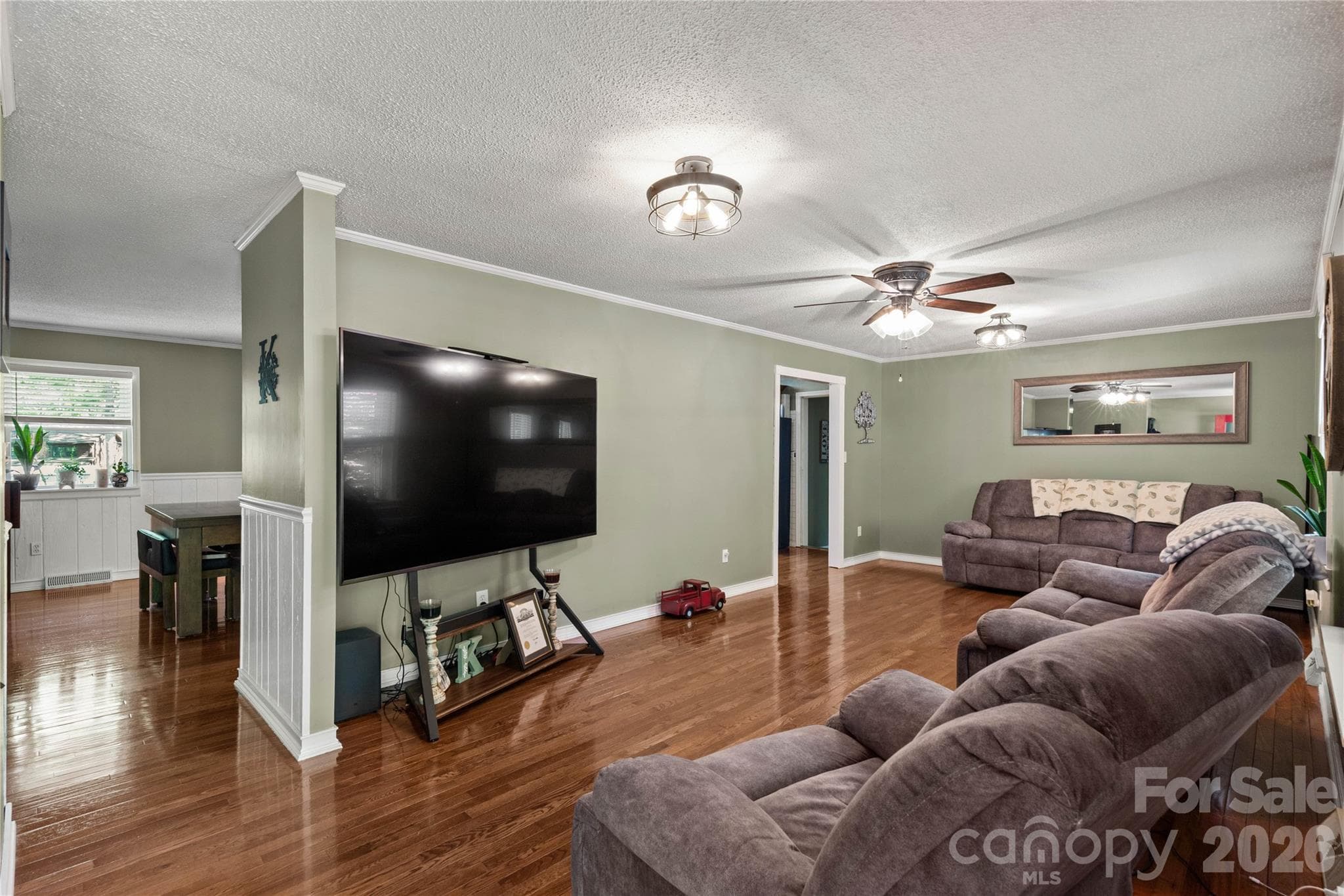 Single Family Residence at 4668 Windfield Court, Rock Hill, photo 2 of 36
