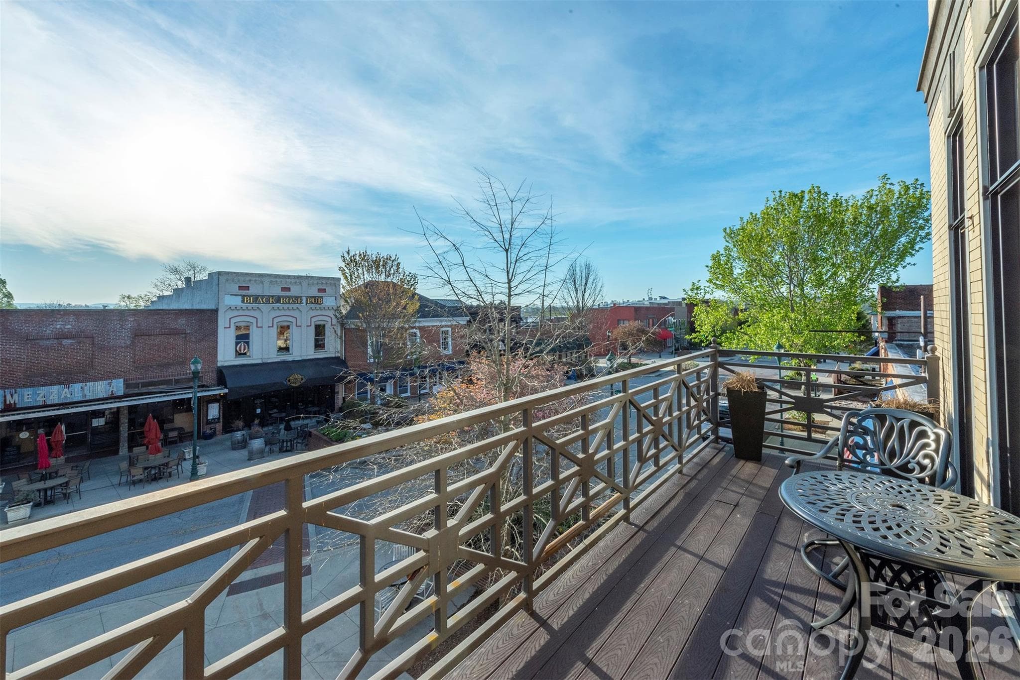 Condominium at Hendersonville, photo 4 of 38