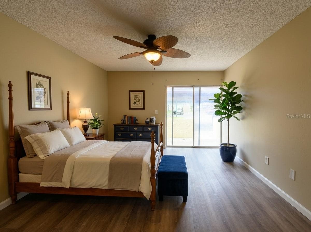 Different view Master bedroom. - 1308 13TH CIR SE, LARGO