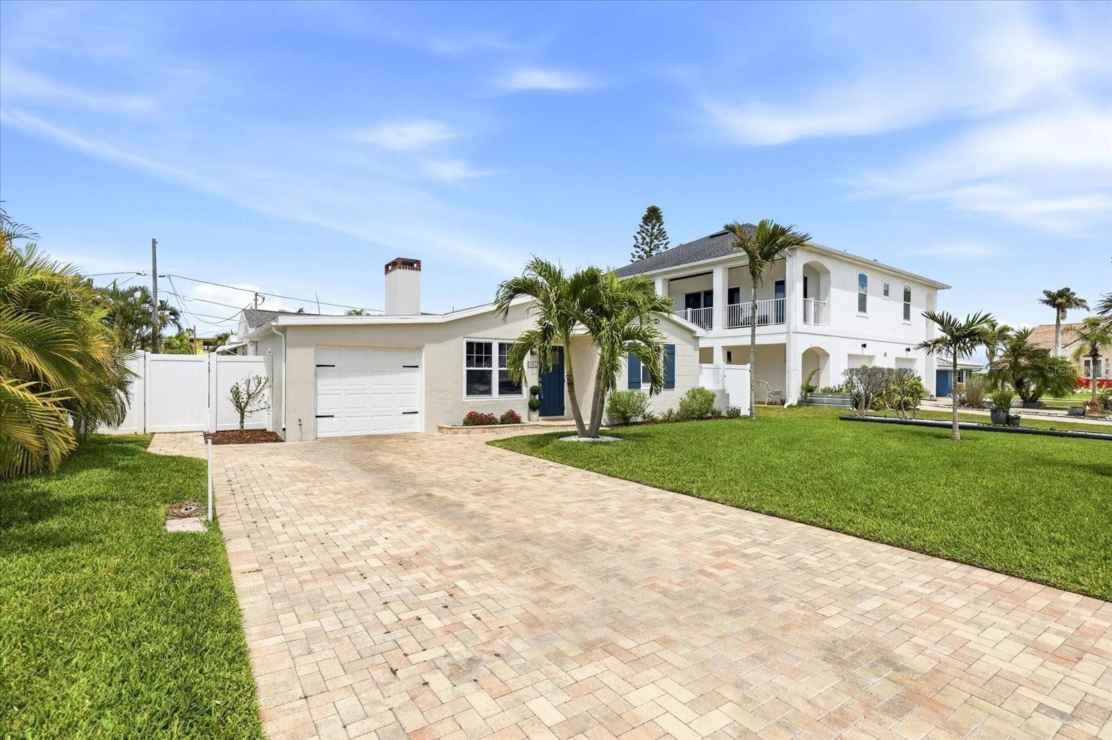 Single Family Residence at 105 3RD ST, BELLEAIR BEACH, photo 4 of 56