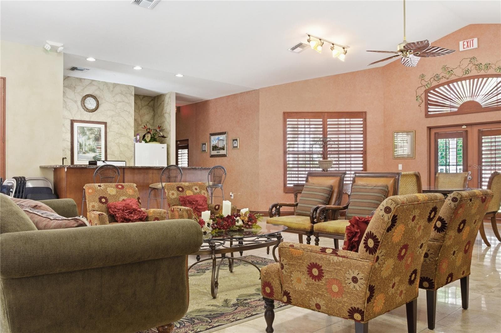 Social room, clubhouse - 12055 GANDY BLVD N #243, ST PETERSBURG