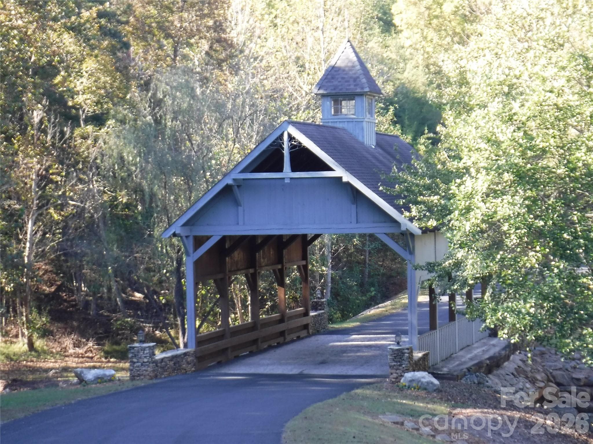 Covered bridge in Lake Adger - Mill Spring