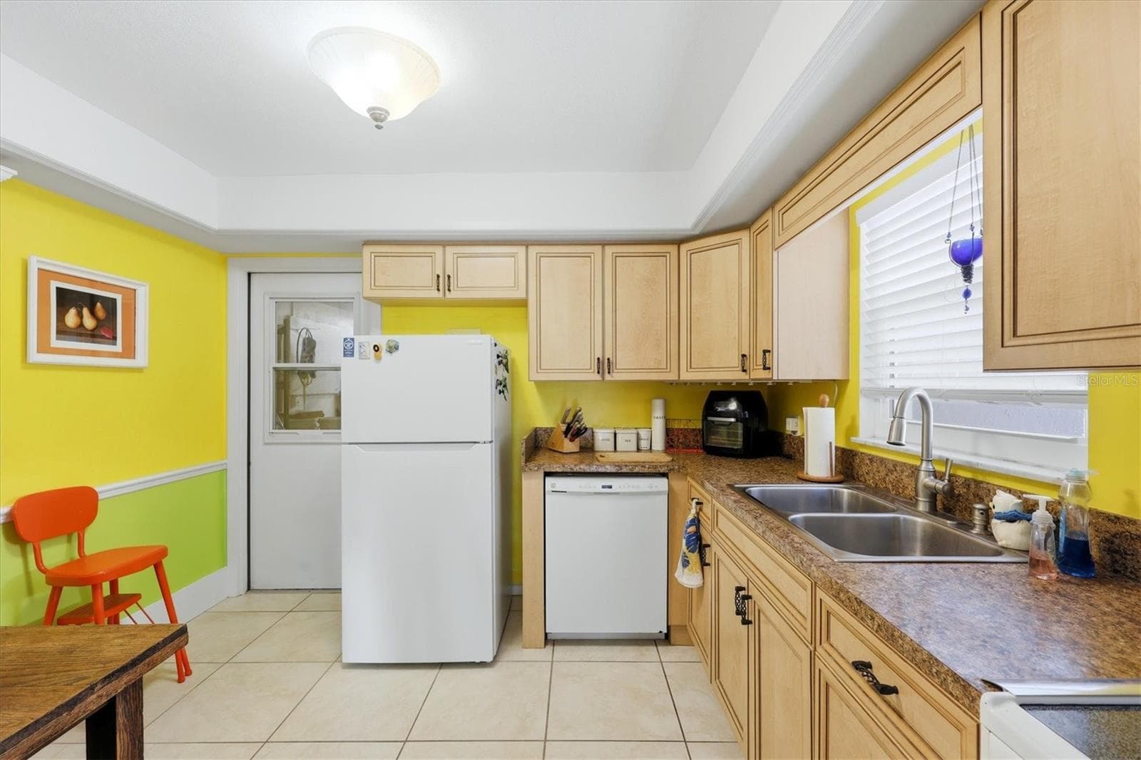 Single Family Residence at 12 GOLFVIEW CT, ROTONDA WEST, photo 22 of 39