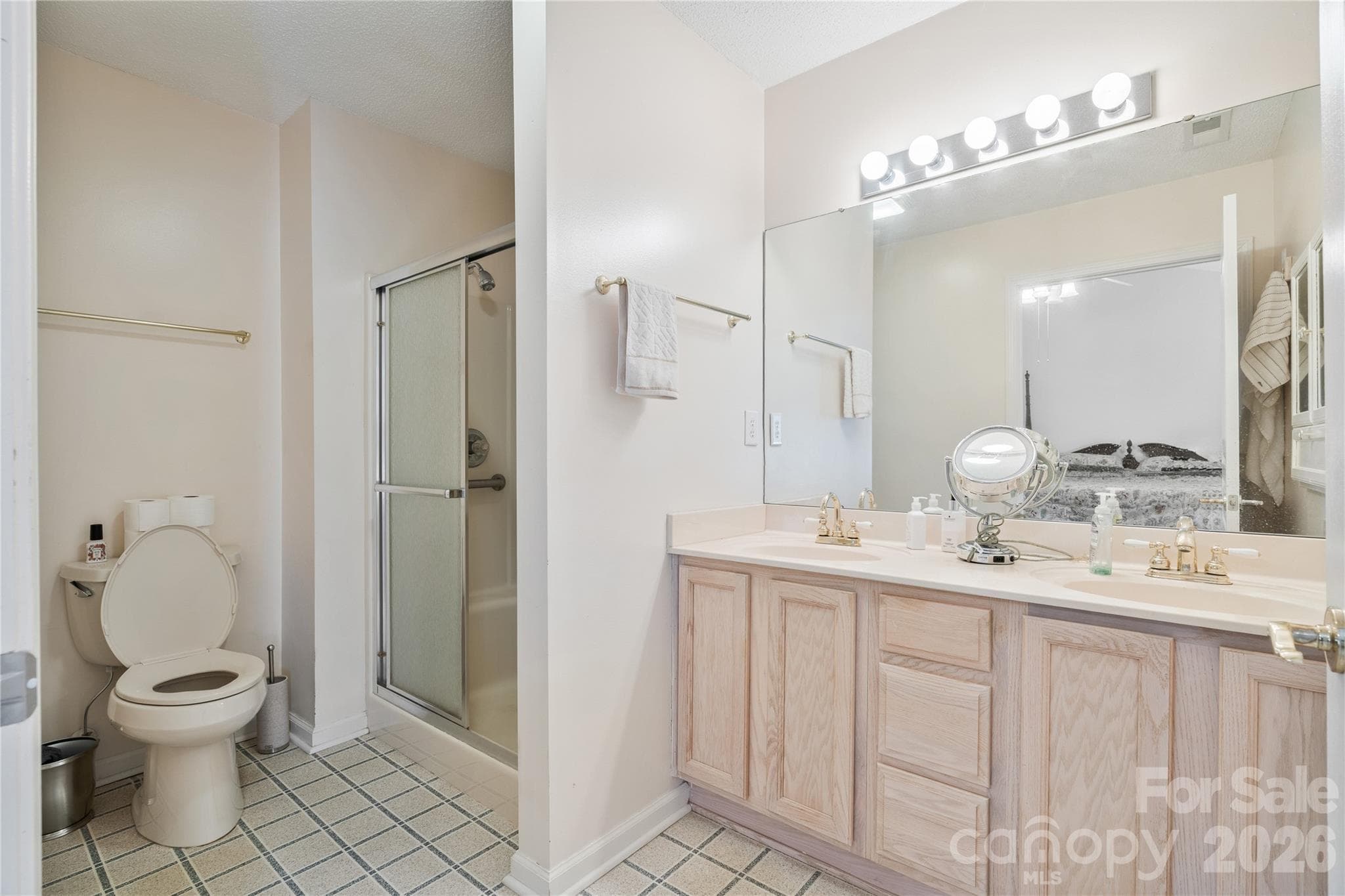 main bath - 47 Barn Owl Way, Hendersonville
