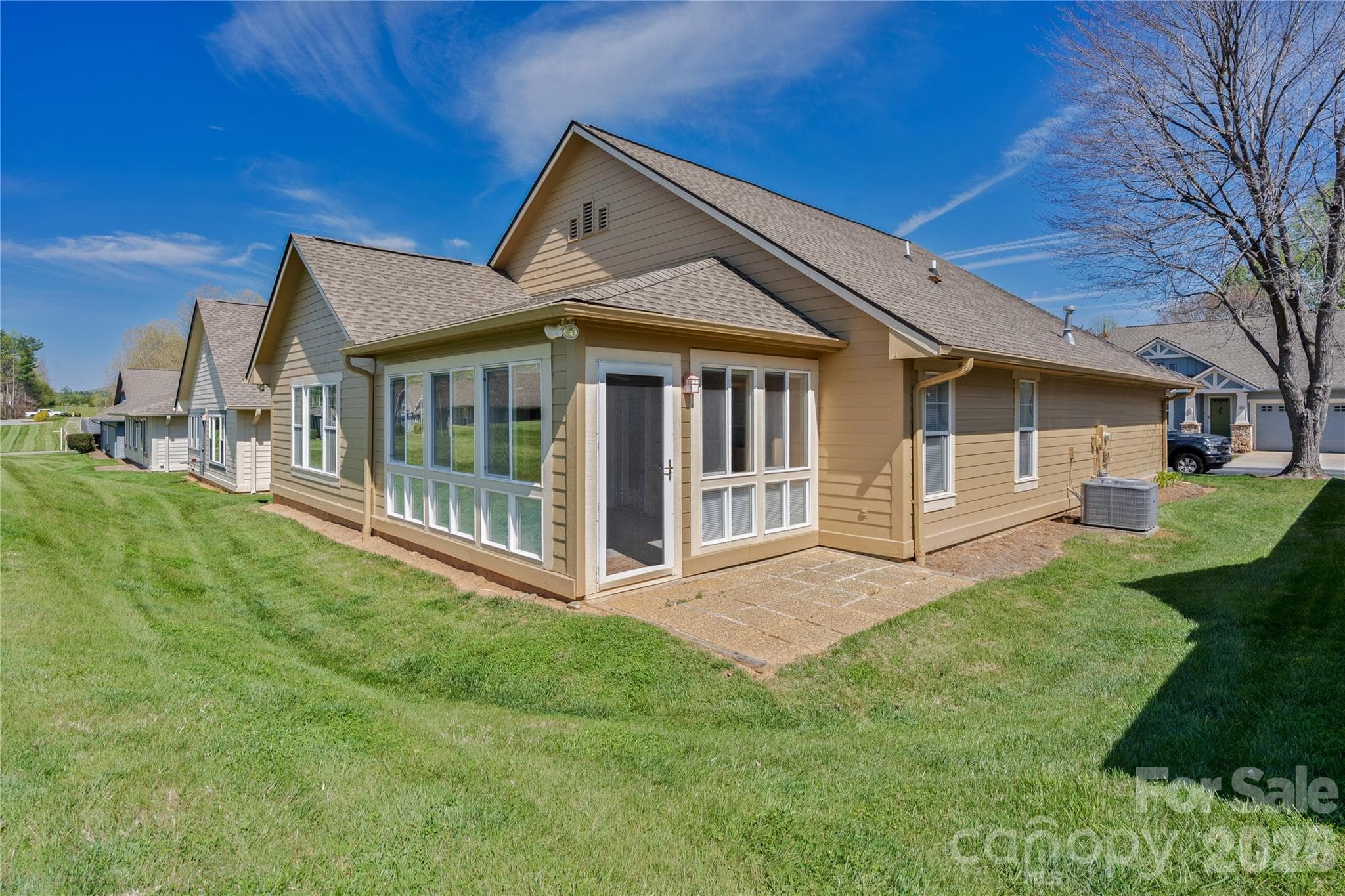 back view - 47 Barn Owl Way, Hendersonville