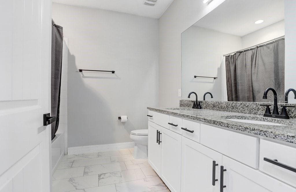 Single Family Residence at 11677 BRIGHTON KNOLL LOOP, RIVERVIEW, photo 10 of 30