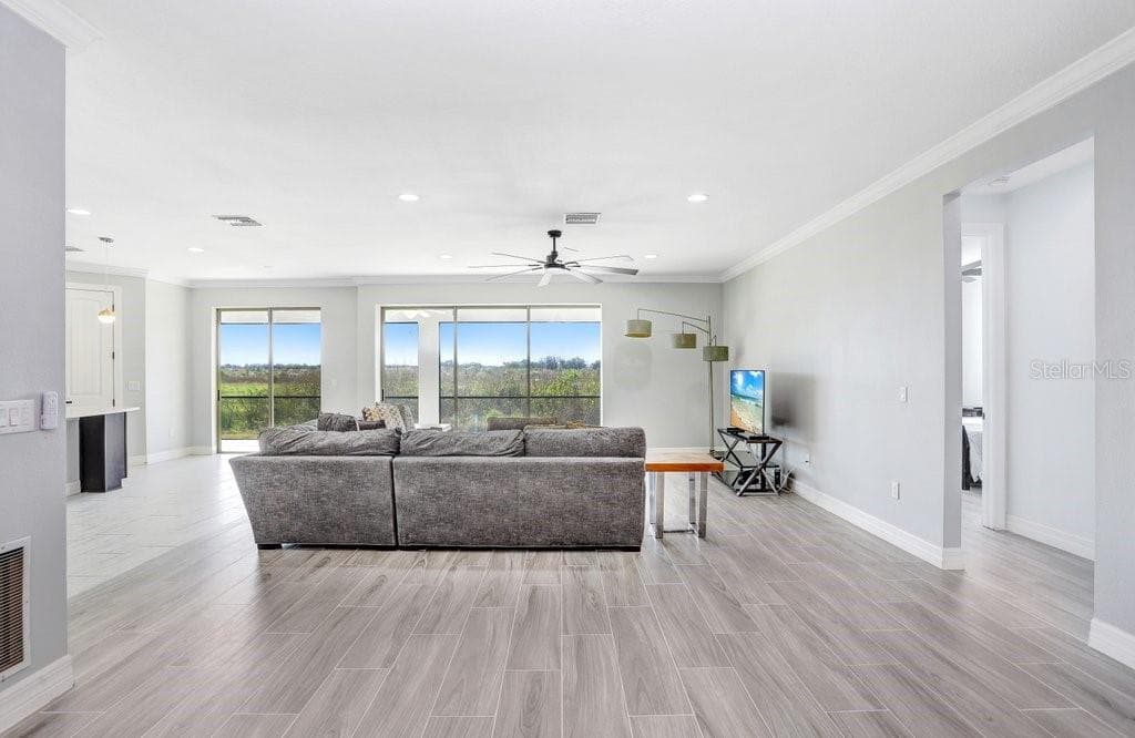Single Family Residence at 11677 BRIGHTON KNOLL LOOP, RIVERVIEW, photo 16 of 30