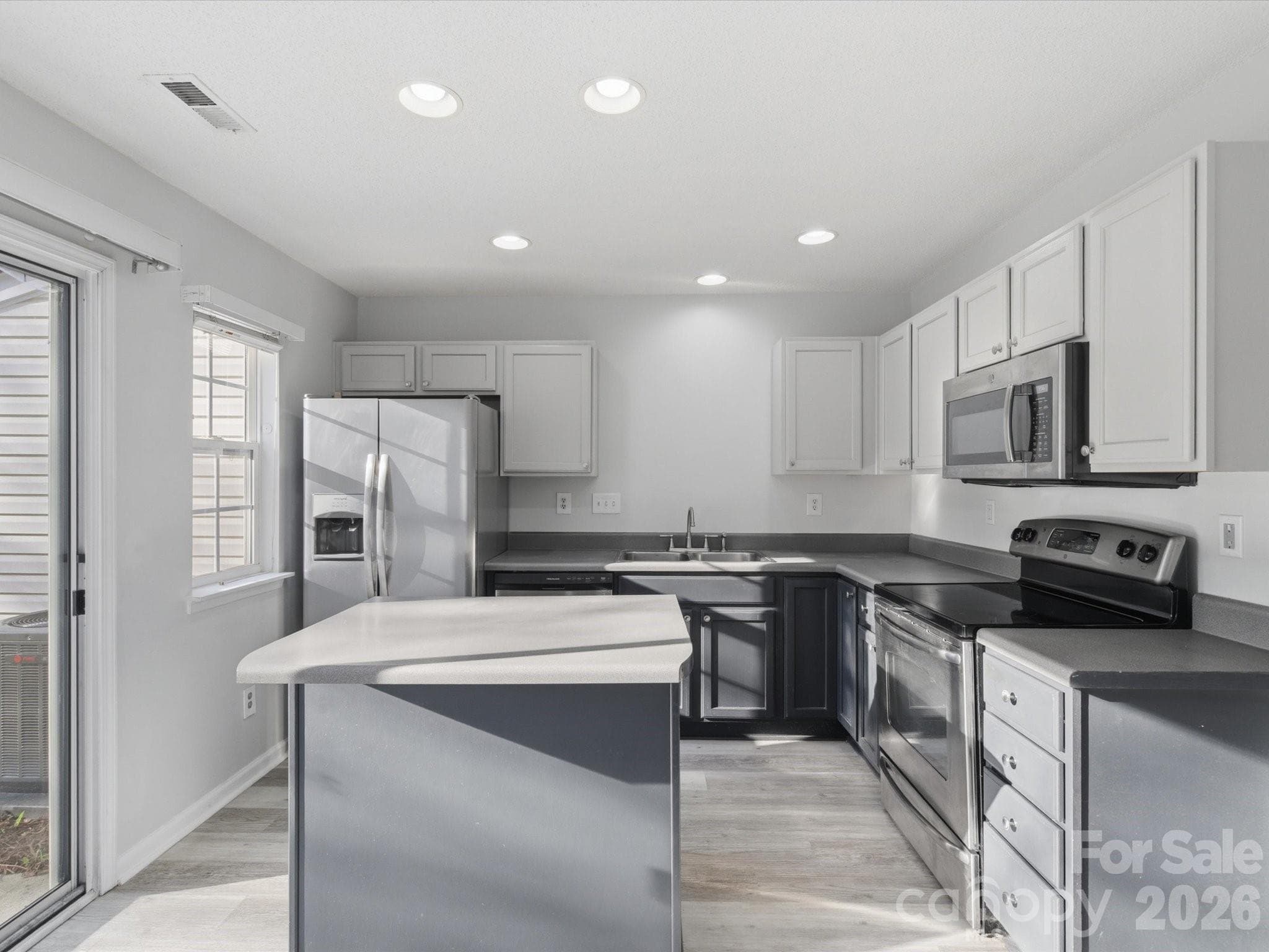 Townhouse at 2940 Mayer House Court, Charlotte, photo 14 of 43