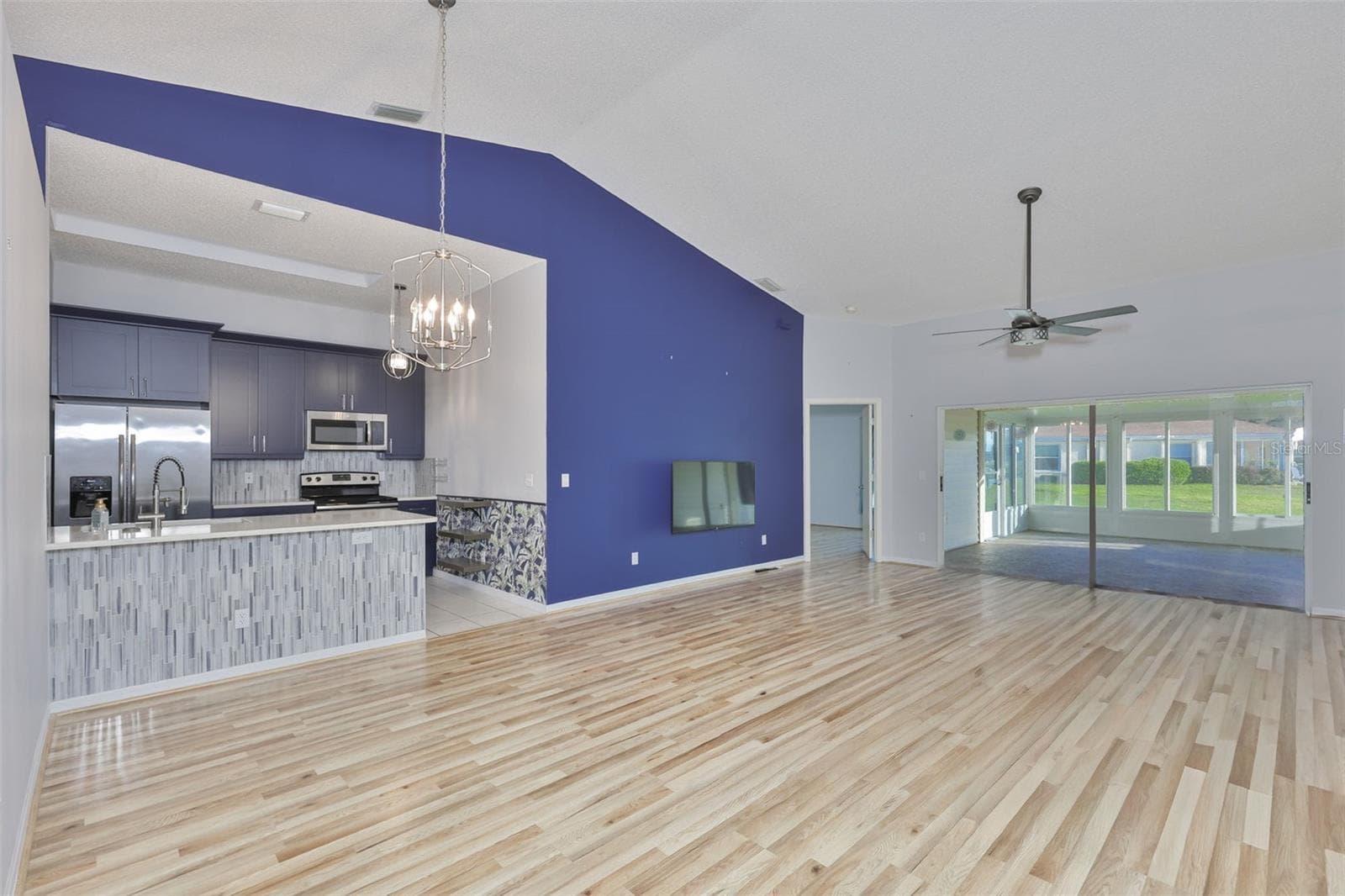Condominium at 2020 NANTUCKET DR, SUN CITY CENTER, photo 18 of 75