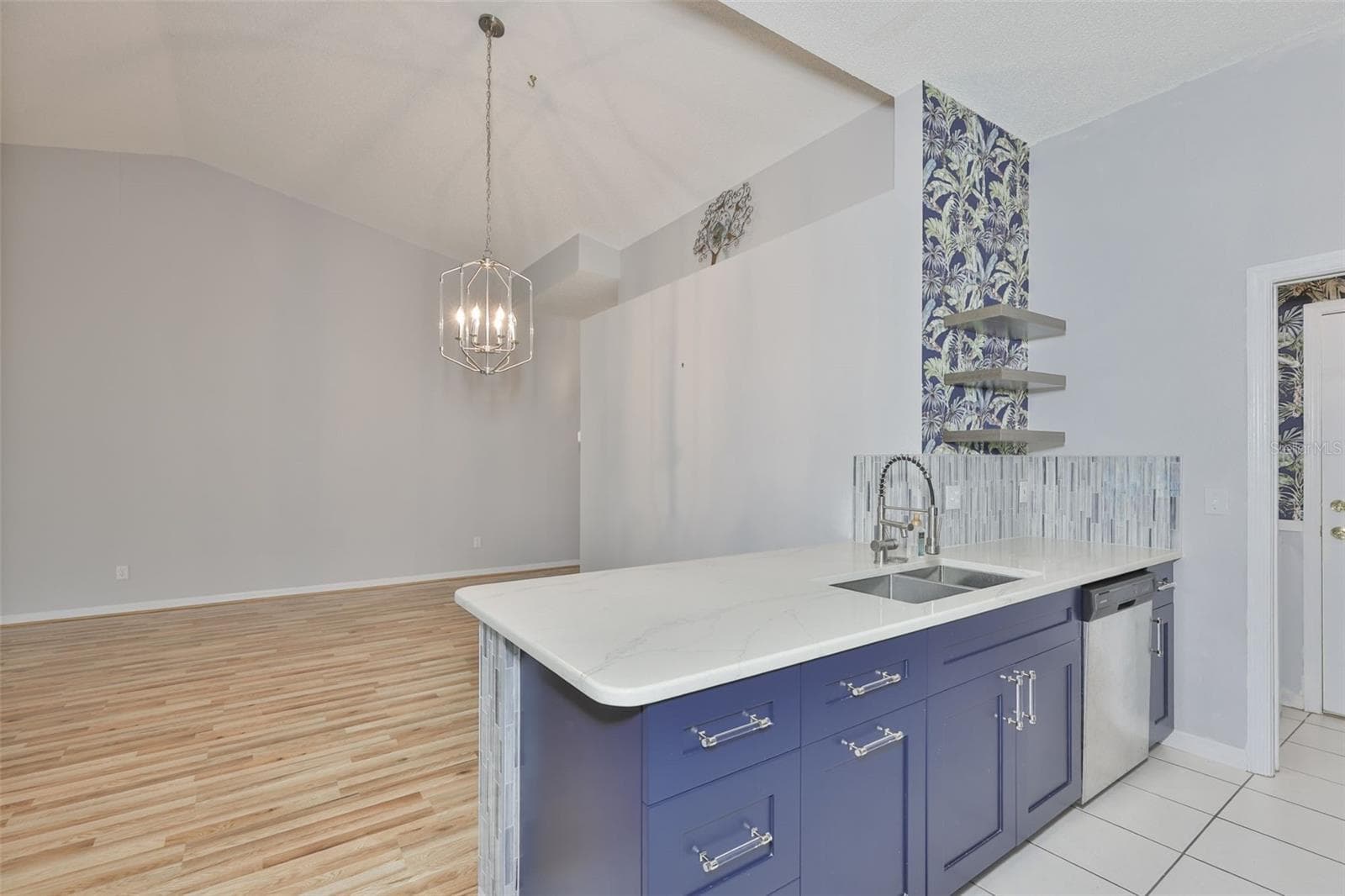 Condominium at 2020 NANTUCKET DR, SUN CITY CENTER, photo 21 of 75