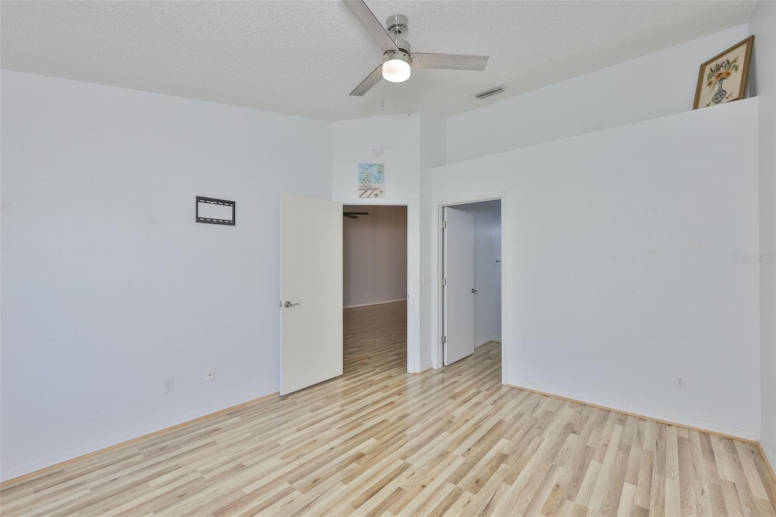Condominium at 2020 NANTUCKET DR, SUN CITY CENTER, photo 33 of 75