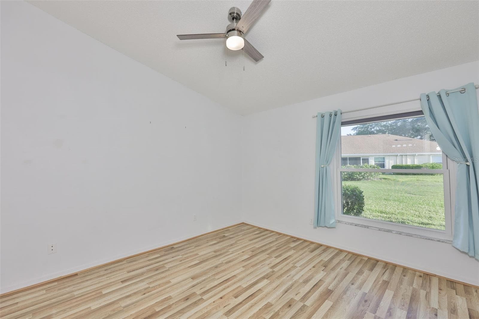 Condominium at 2020 NANTUCKET DR, SUN CITY CENTER, photo 35 of 75