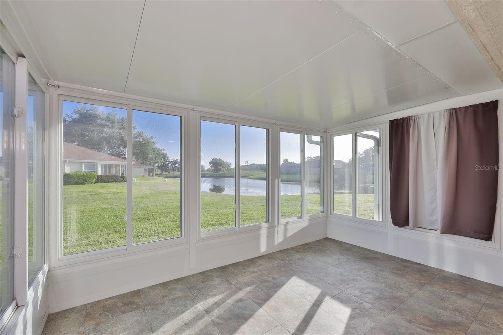 Condominium at 2020 NANTUCKET DR, SUN CITY CENTER, photo 43 of 75