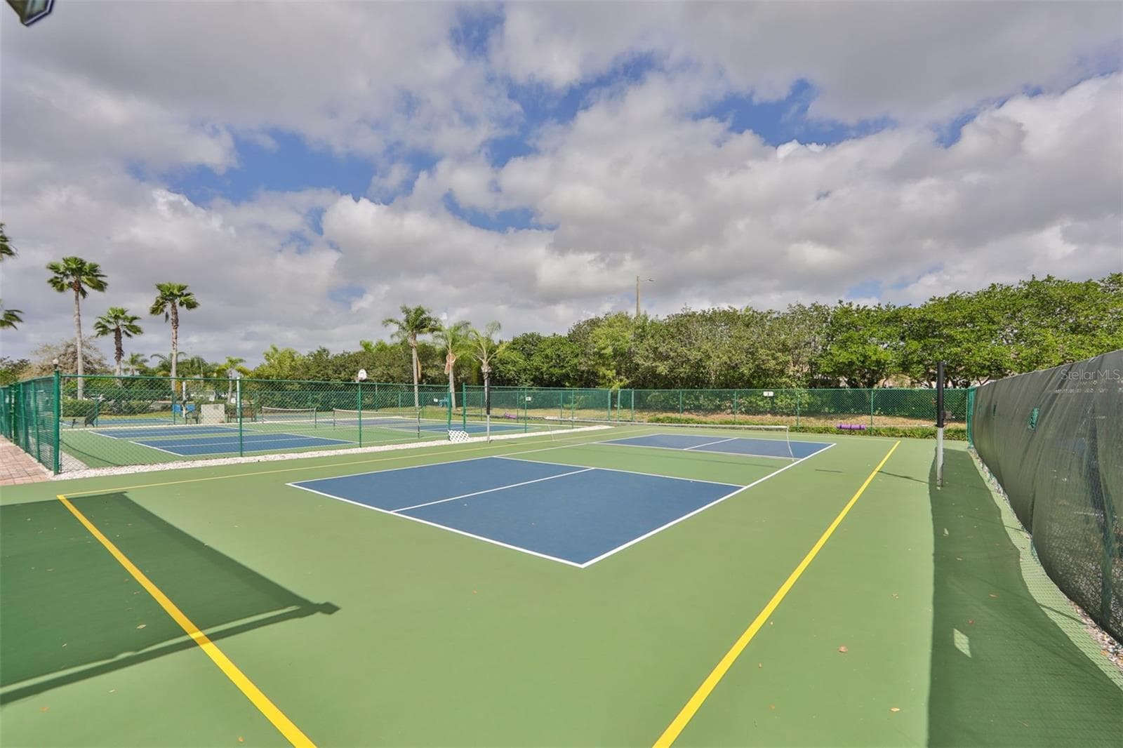 Condominium at 2020 NANTUCKET DR, SUN CITY CENTER, photo 65 of 75