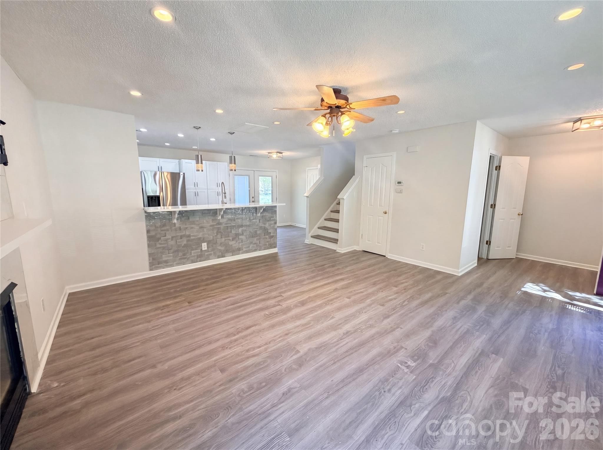 Single Family Residence at 6032 Briggs Drive, Charlotte, photo 8 of 17