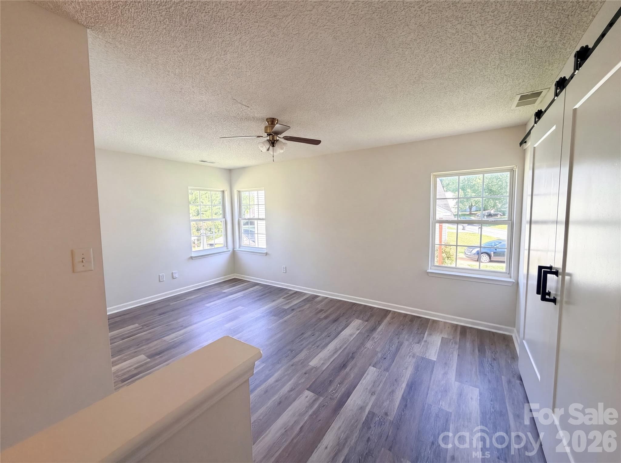 Single Family Residence at 6032 Briggs Drive, Charlotte, photo 9 of 17
