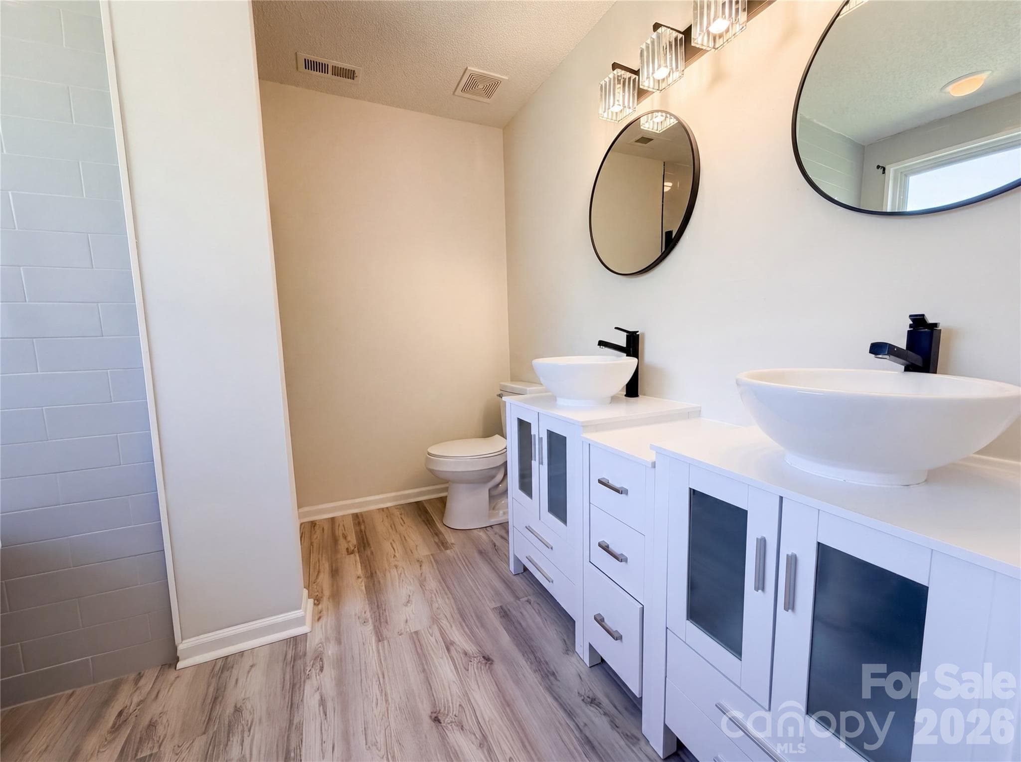 Single Family Residence at 6032 Briggs Drive, Charlotte, photo 16 of 17