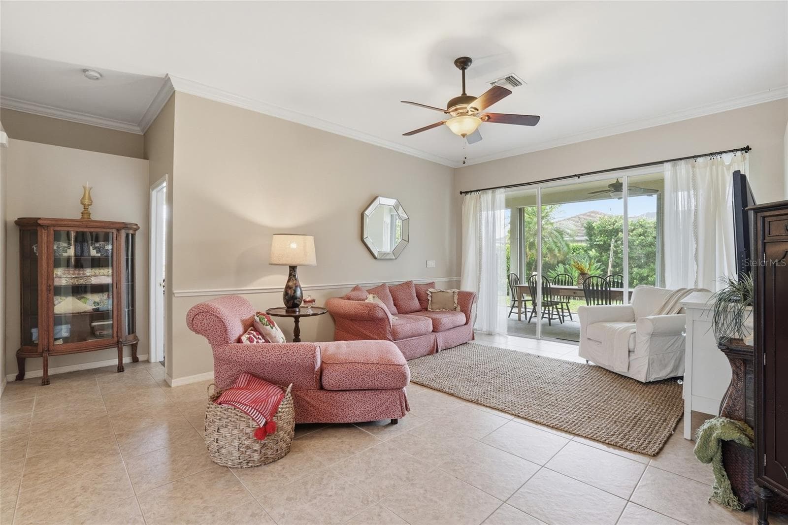 Single Family Residence at 12761 DRESDEN CT, FORT MYERS, photo 9 of 47