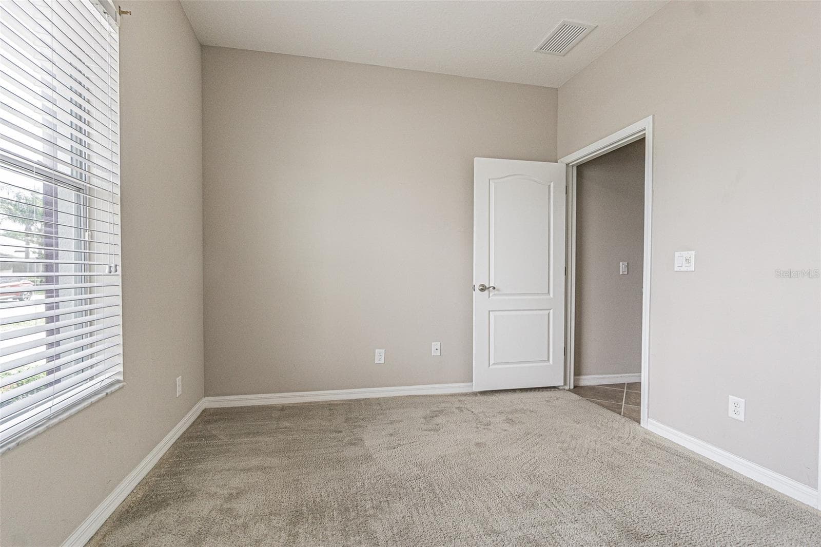 Single Family Residence at 9936 GAP WEDGE DR, SAN ANTONIO, photo 18 of 35