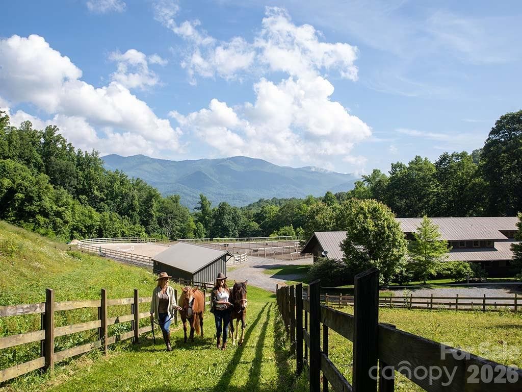 Equestrian Center and Trails - Sylva