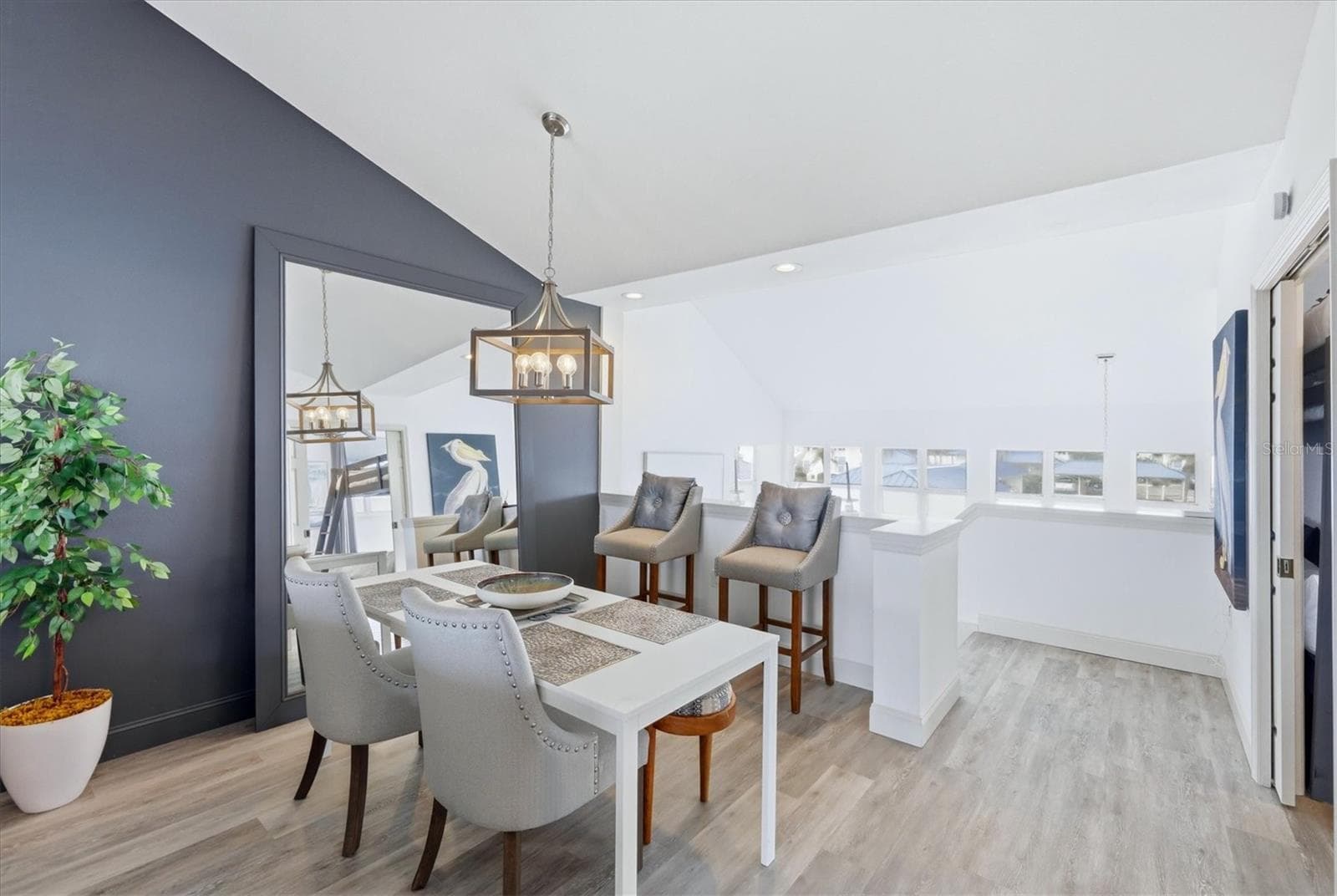Natural light! - 972 SANDPIPER CIR #972, BRADENTON