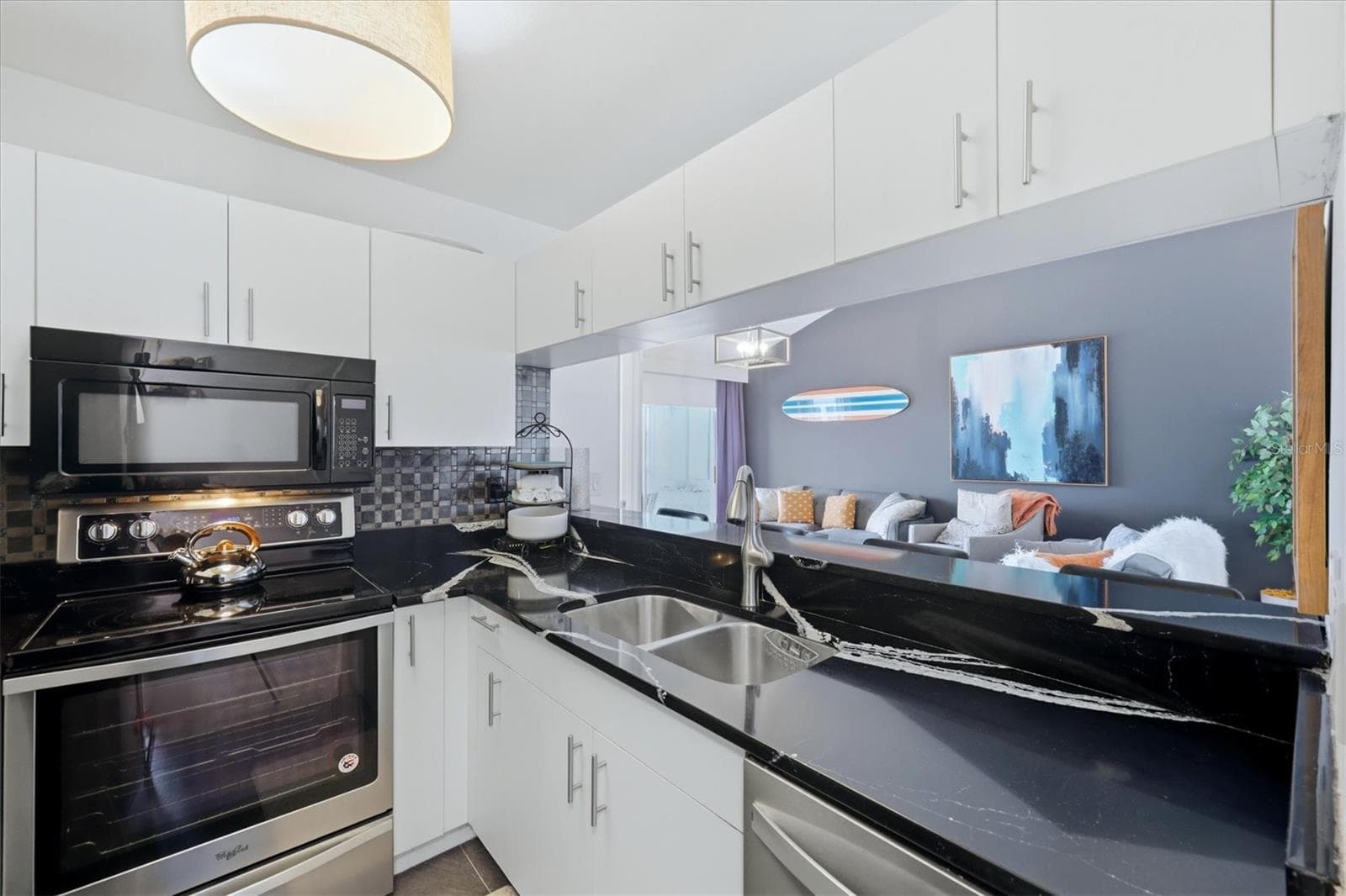 Granite counters! - 972 SANDPIPER CIR #972, BRADENTON