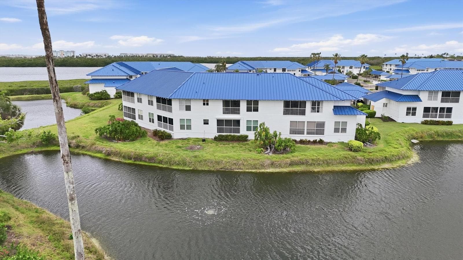 Condominium at 972 SANDPIPER CIR #972, BRADENTON, photo 40 of 67