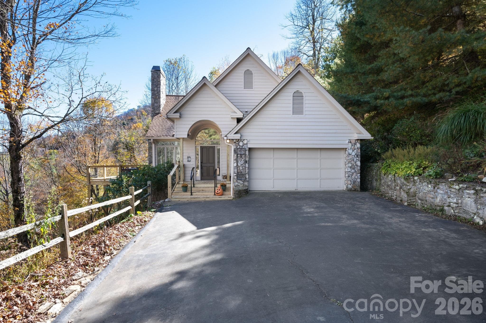 Single Family Residence at Mars Hill, photo 4 of 46