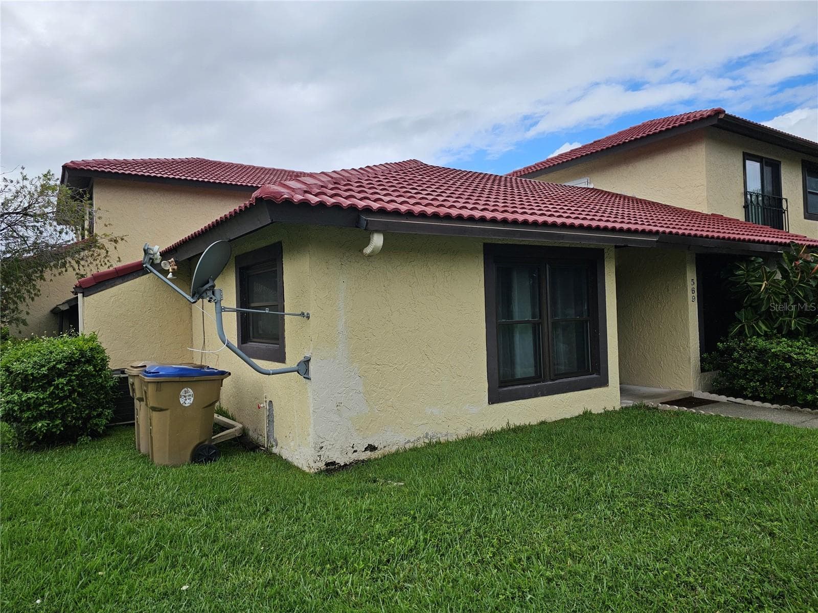 Villa at 569 HUNTER CIR, KISSIMMEE, photo 8 of 31