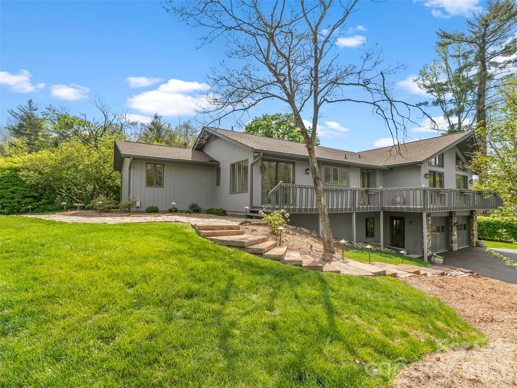2731 Miller Lane