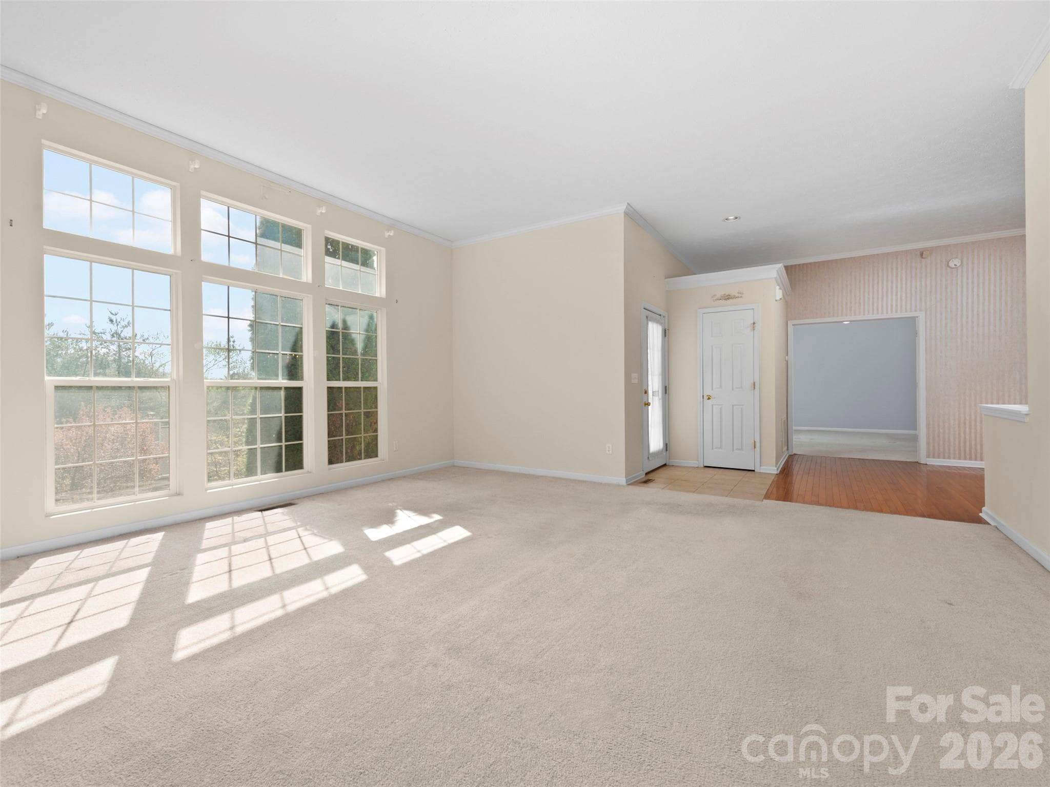 Single Family Residence at 21 Old Applewood Lane, Hendersonville, photo 24 of 26