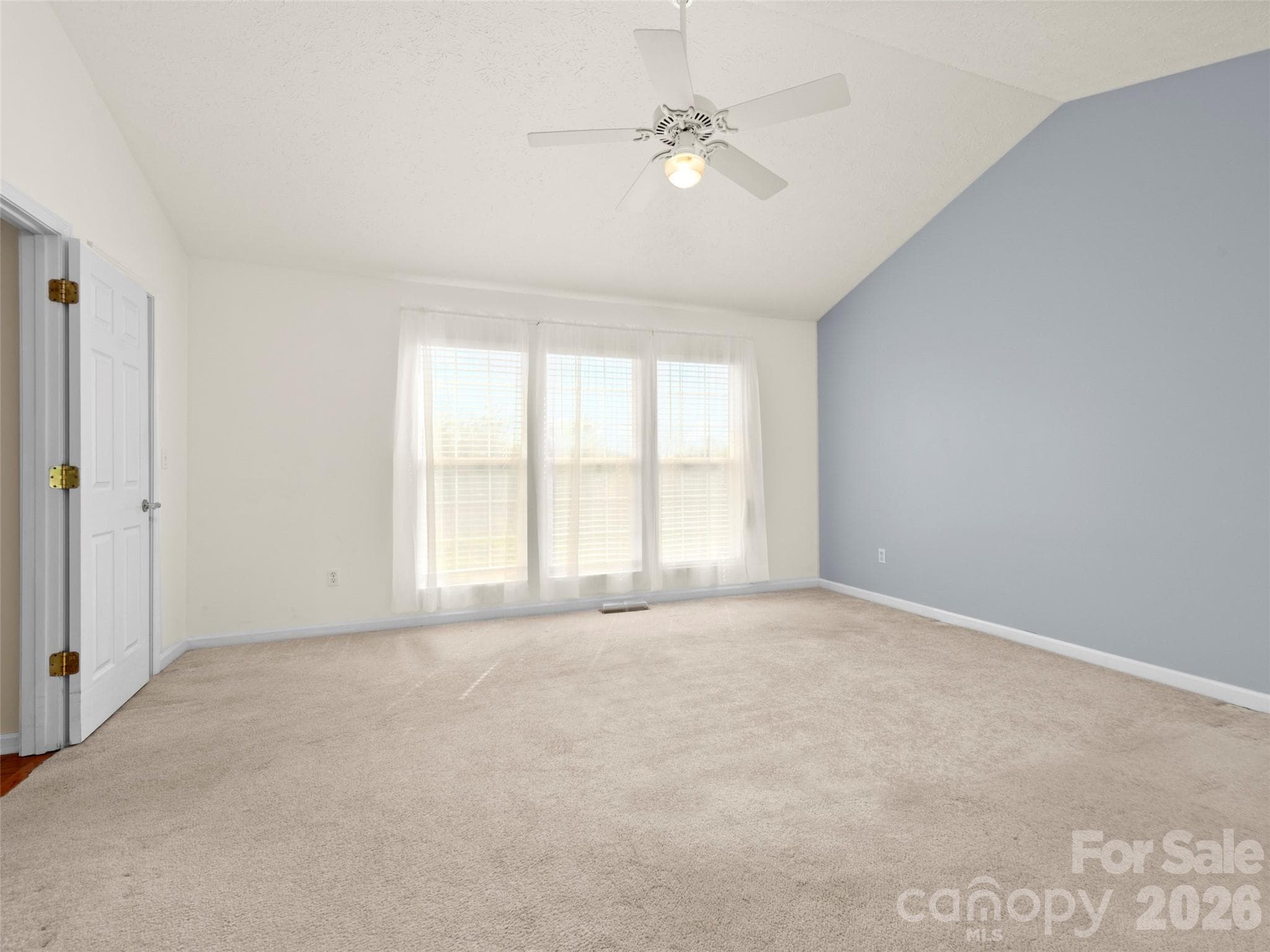 Single Family Residence at 21 Old Applewood Lane, Hendersonville, photo 25 of 26