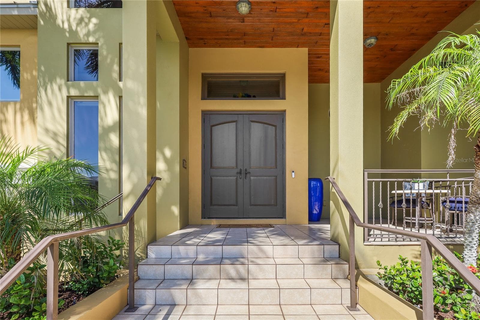 Single Family Residence at 7158 HAWKS HARBOR CIR, BRADENTON, photo 4 of 74
