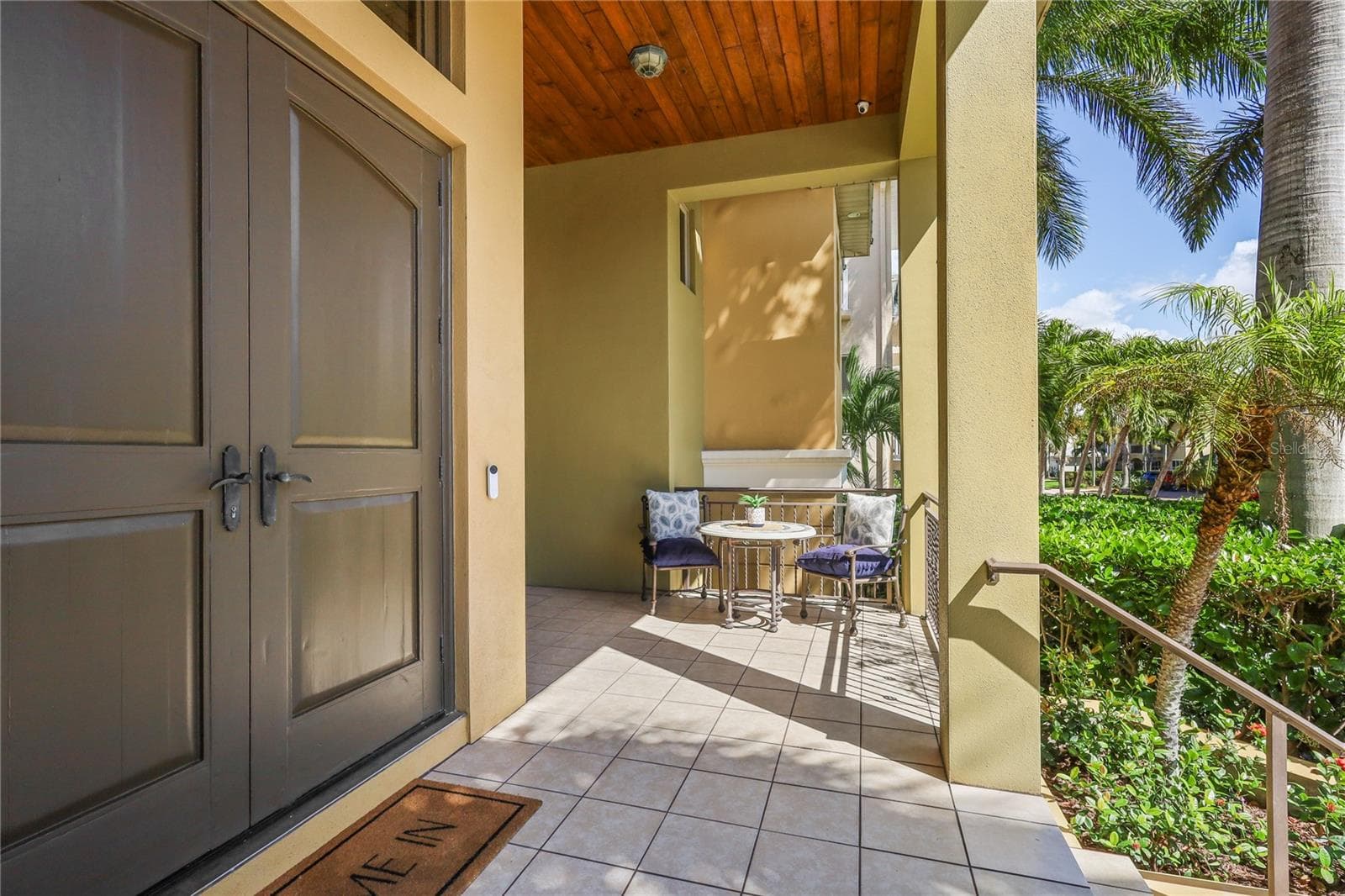 Single Family Residence at 7158 HAWKS HARBOR CIR, BRADENTON, photo 5 of 74