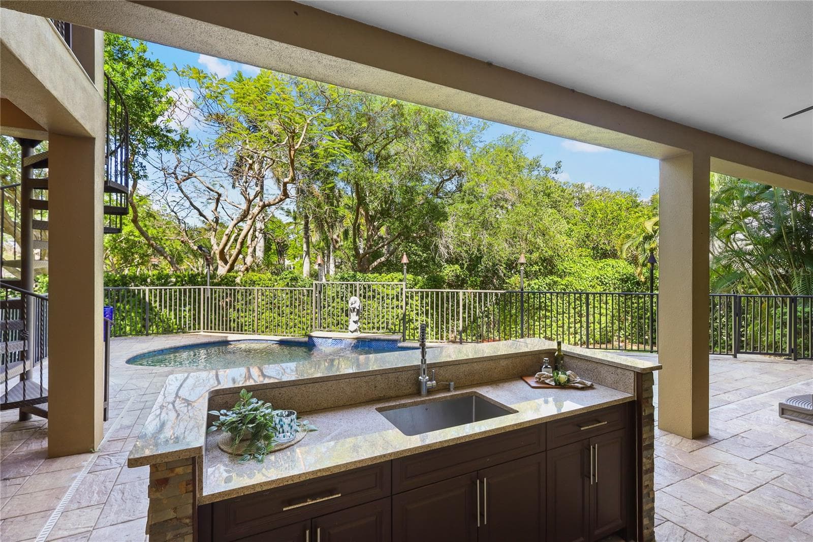 Single Family Residence at 7158 HAWKS HARBOR CIR, BRADENTON, photo 59 of 74