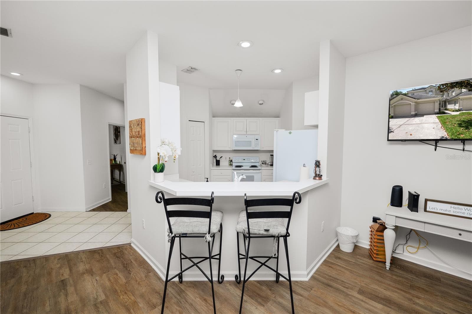 Condominium at 774 GRASSLANDS VILLAGE CIR #88, LAKELAND, photo 11 of 54