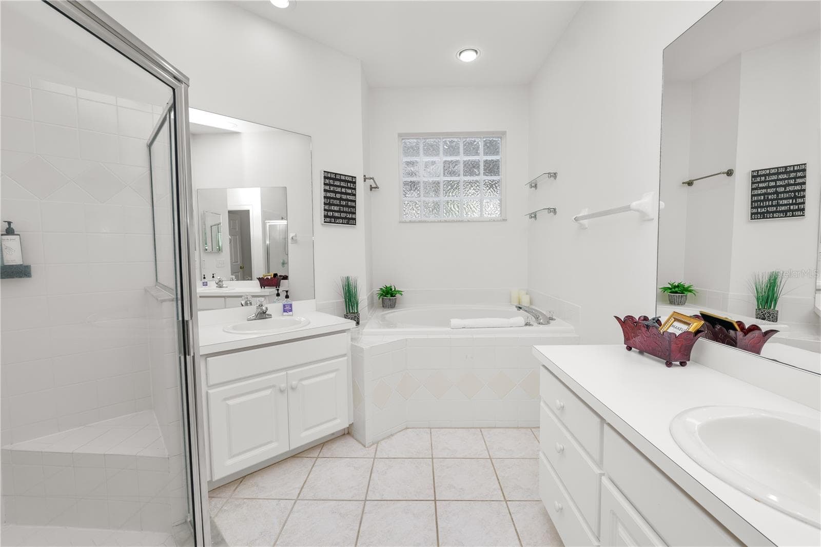 Condominium at 774 GRASSLANDS VILLAGE CIR #88, LAKELAND, photo 23 of 54
