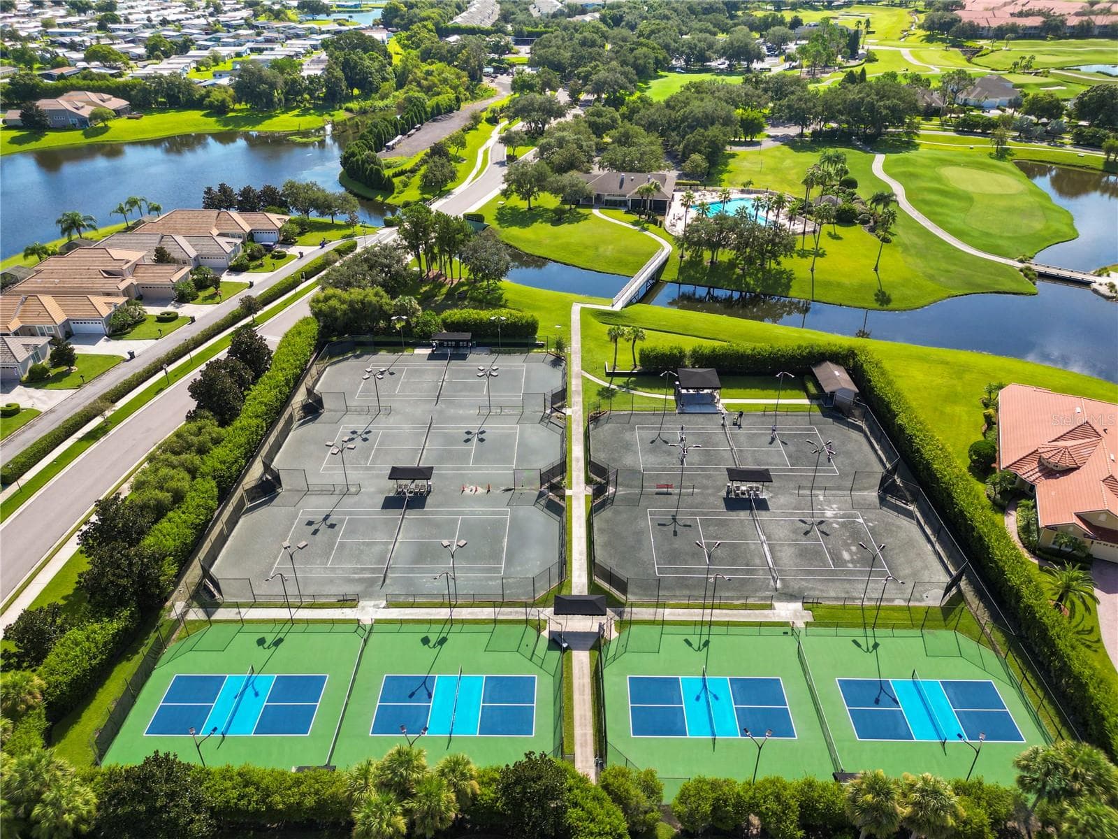 Condominium at 774 GRASSLANDS VILLAGE CIR #88, LAKELAND, photo 39 of 54