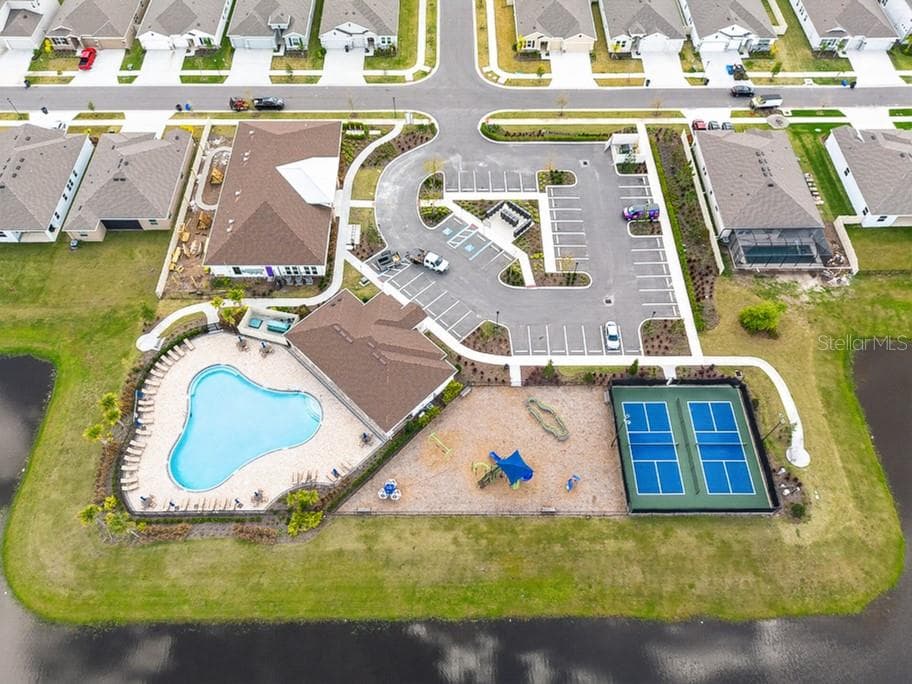 Single Family Residence at 12908 BROOKSIDE MOSS DR, RIVERVIEW, photo 51 of 54