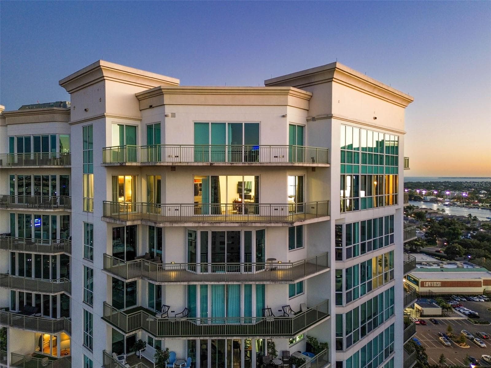 Condominium at 450 KNIGHTS RUN AVE #2004, TAMPA, photo 66 of 87
