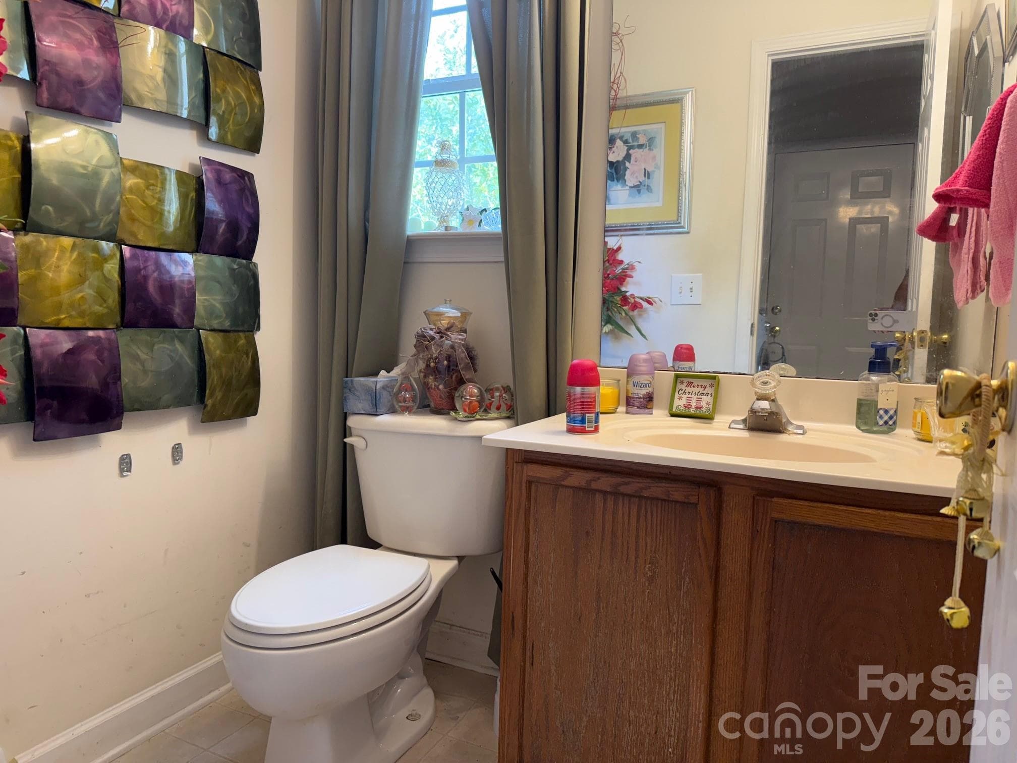 Single Family Residence at 4046 W Fairmeadow Drive, Lancaster, photo 9 of 30