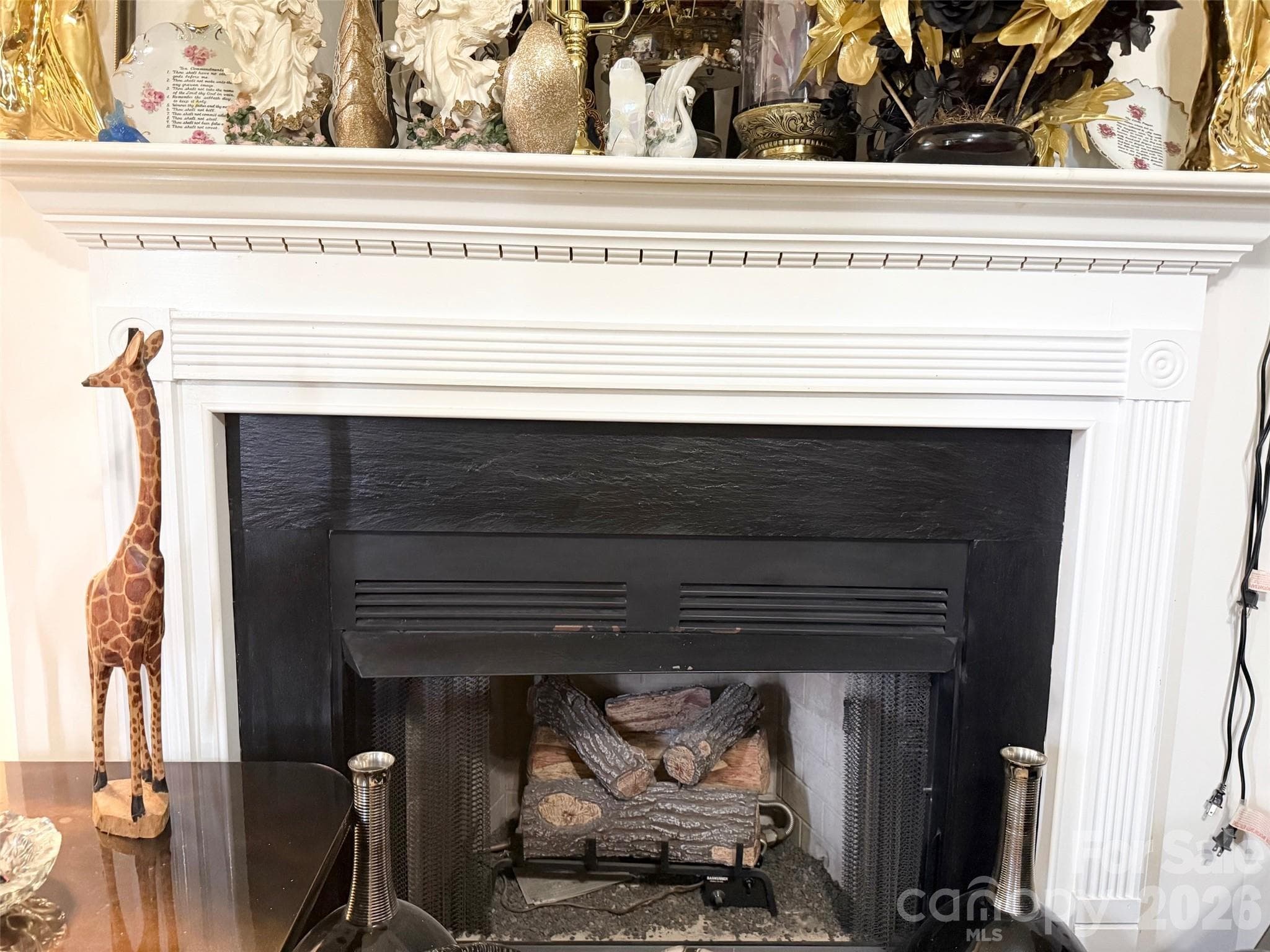 Single Family Residence at 4046 W Fairmeadow Drive, Lancaster, photo 17 of 30